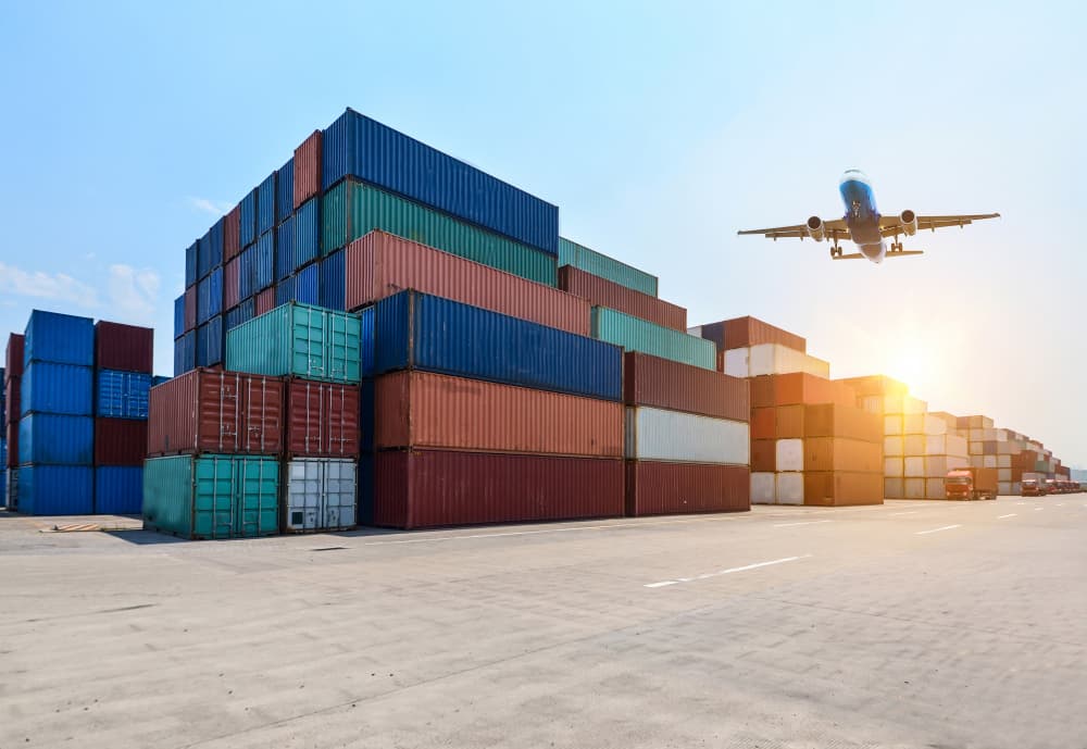 Expédition de marchandises protégée par une assurance transport